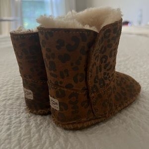 Baby uggs boots, janie and jack 6-12 months one piece, dress 12-18 months